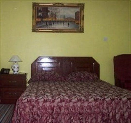 Regency Suites Hotel Georgetown Værelse billede